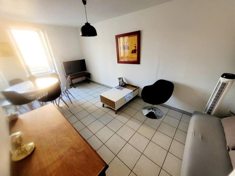 Appartement 2 Chambres Centre Ville Au Calme Valence  Kültér fotó